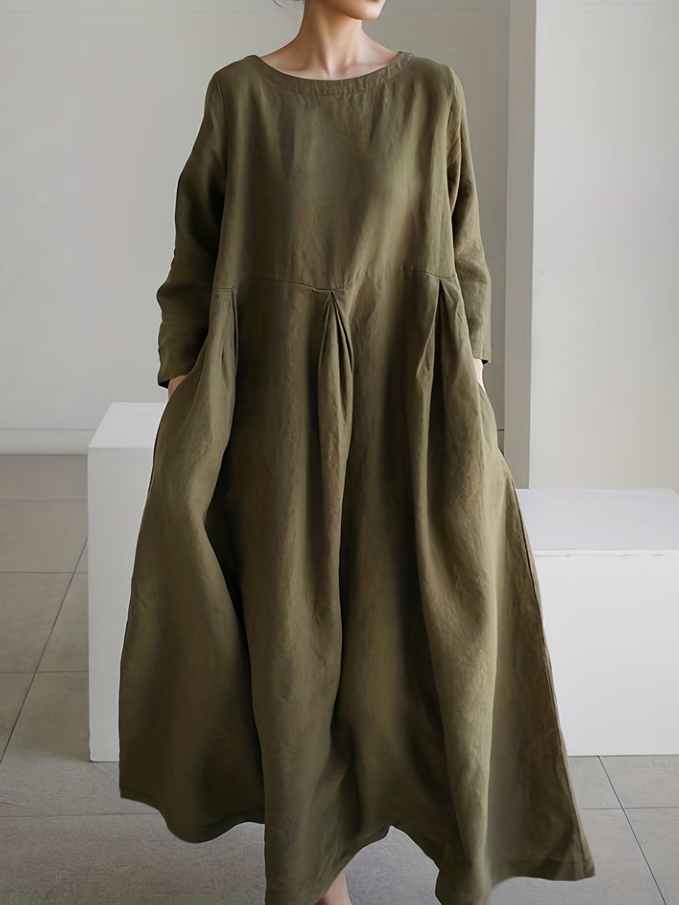 Chic Solid Maxi Dress with Pleated Hem - Flattering 3/4 Sleeves & Loose Fit - Perfect for Spring & Fall - Womens Casual Crew Neck Dress