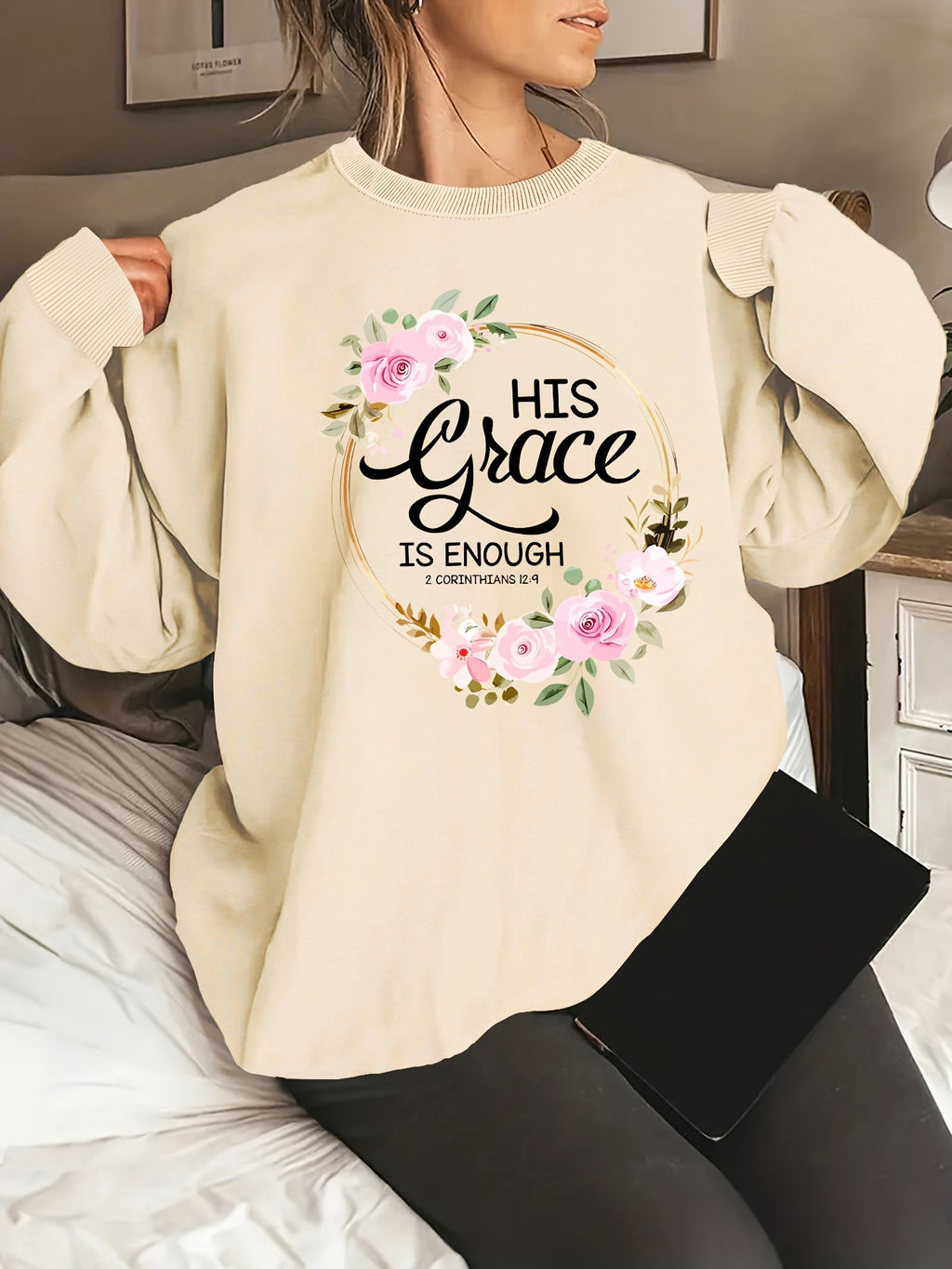 Plus Size Graphic Print Sweatshirt, Crew Neck Casual Sweatshirt For Fall & Spring, Women's Plus Size Clothing